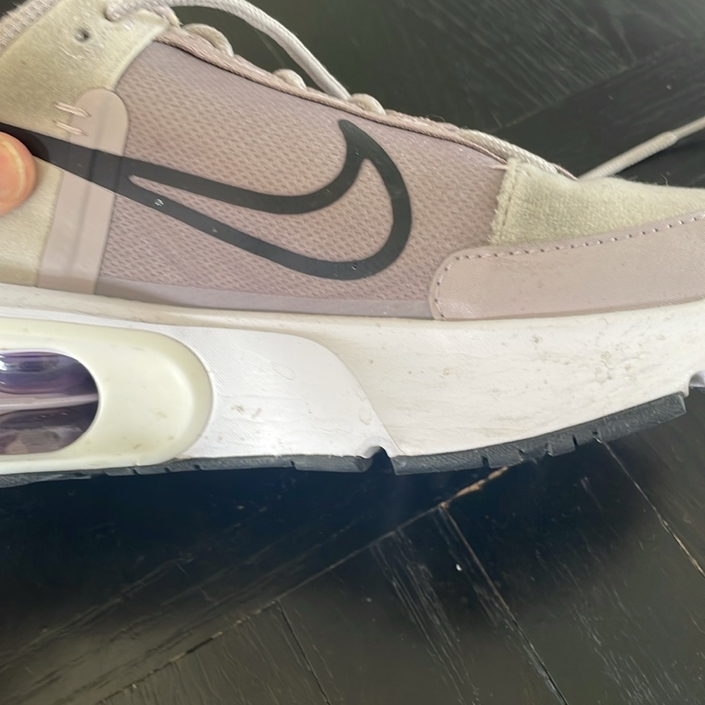 Nike Air Max Womens - Lightly Worn - Picture 5 of 6